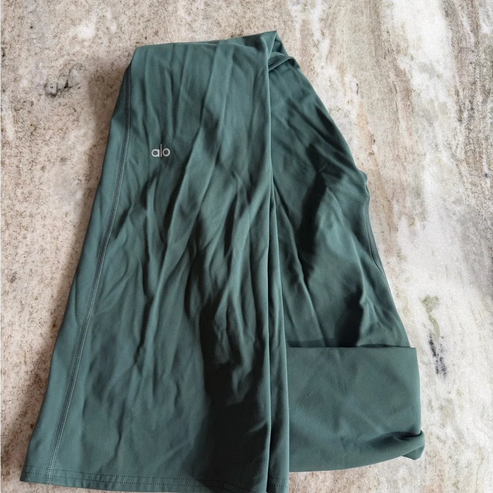 Alo yoga green Flared yoga pants - Picture 3 of 3